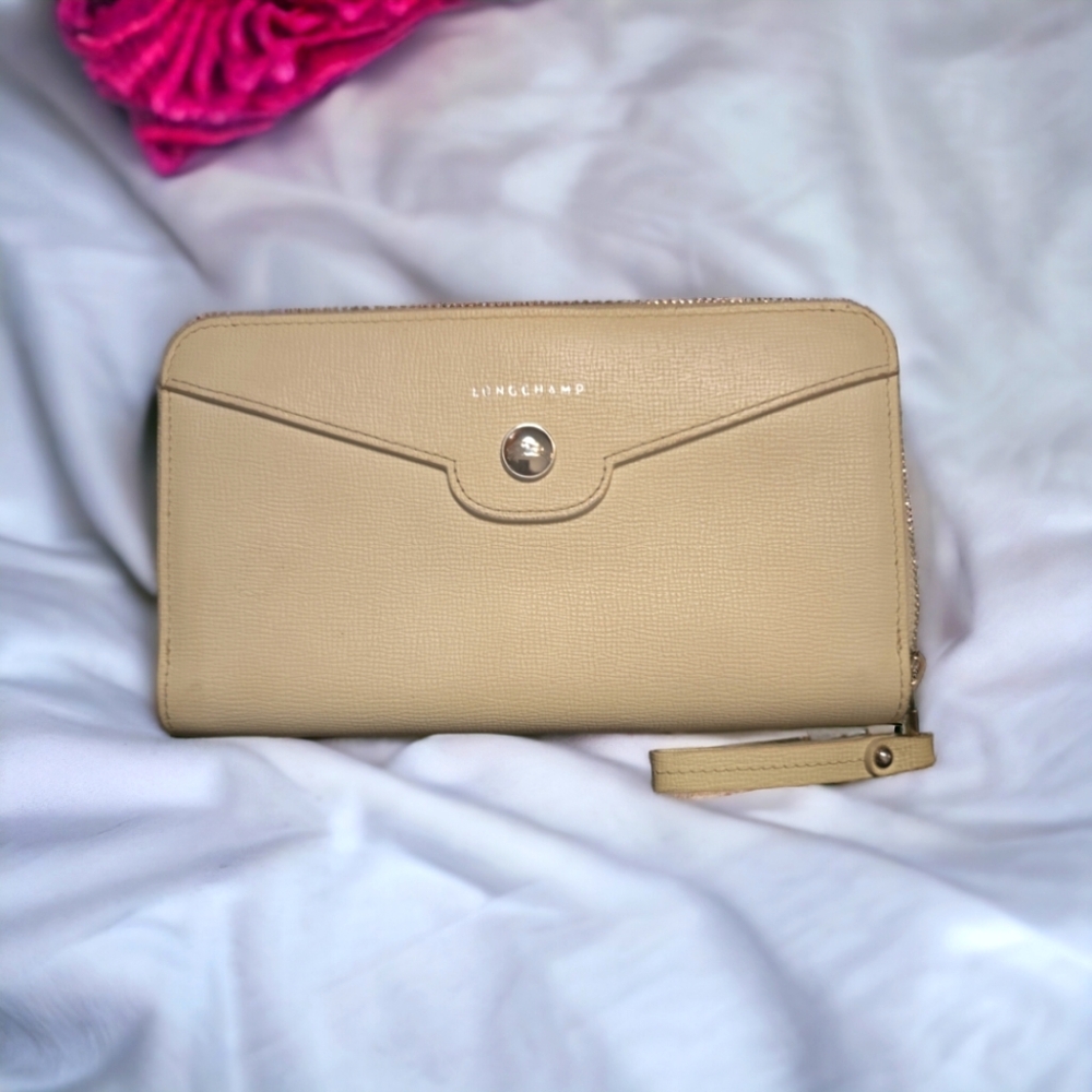 LONGCHAMP LEATHER ZIPPY WALLET - Picture 1 of 5